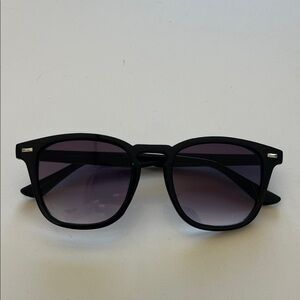 Classic Black Square Sunglasses